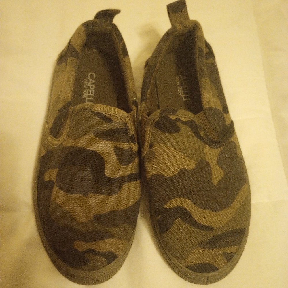Boys Camouflage slipon sneakers